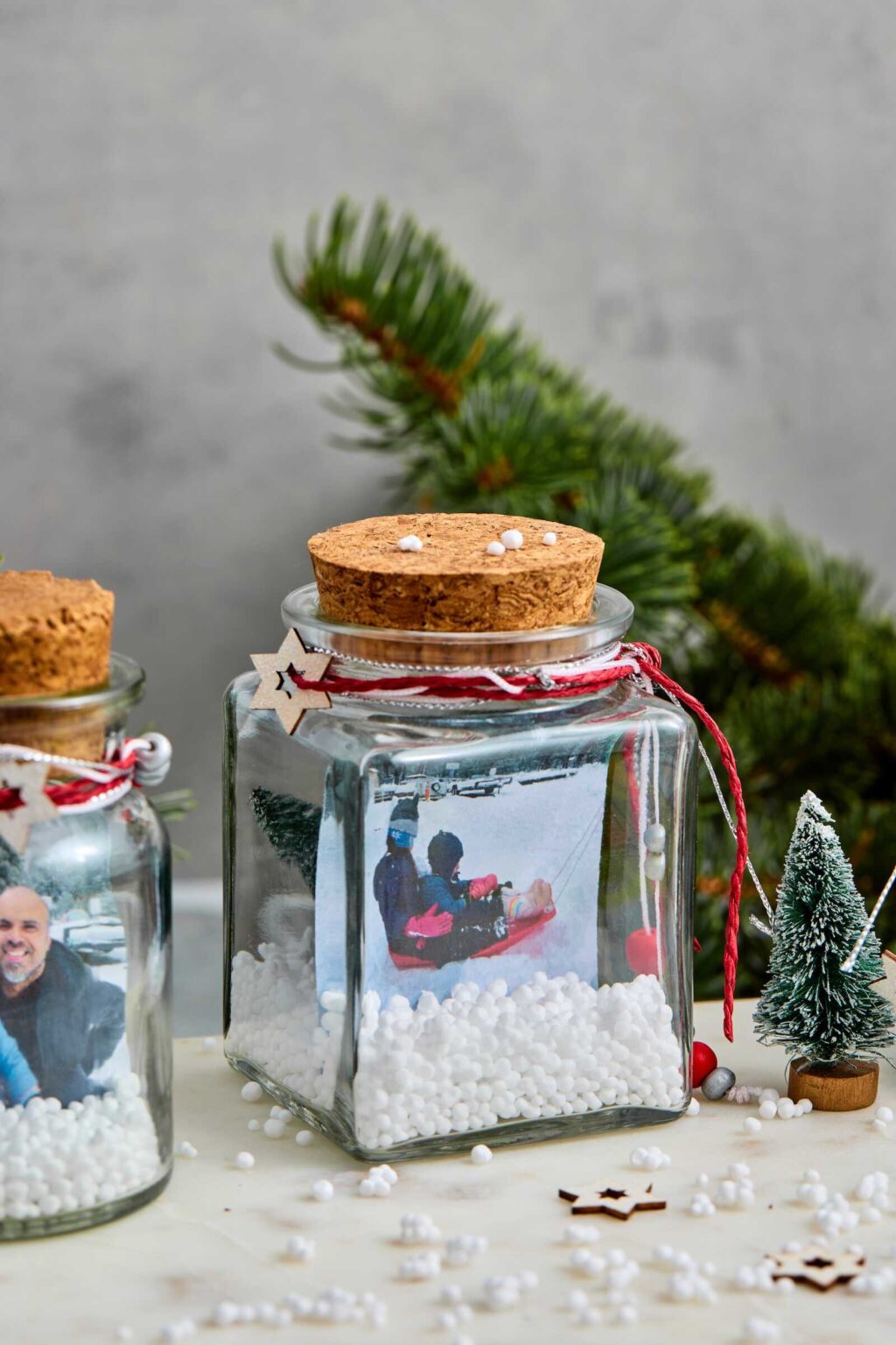 DIY Upcycled Jar Photo Snow Globe Decoration - A Magical, Memory-Filled ...